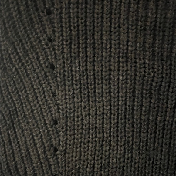 Northern Reflections Black knit Tank Top - Picture 3 of 4